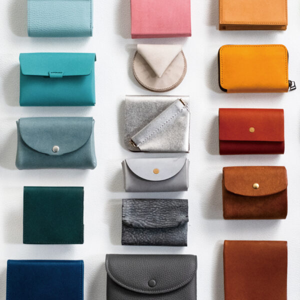 「第9回小さな財布展」に出品しています